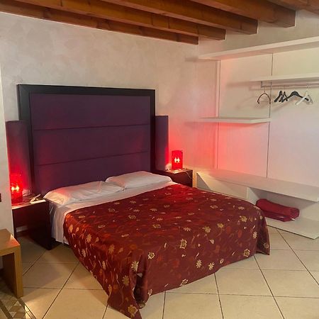 Albergo Le Piante Manerba del Garda Zewnętrze zdjęcie